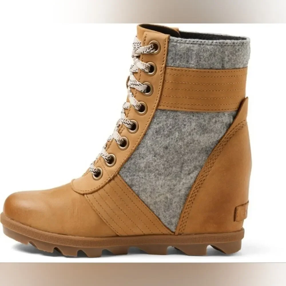 Sorel Women's Brown and Gray All Weather Boots - Picture 6 of 6